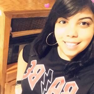 Meet your Posher, Kaila